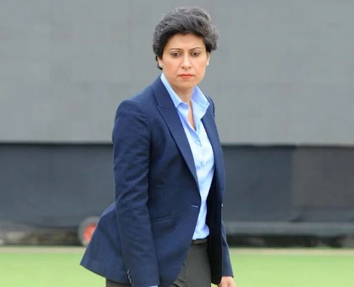 అతడేమీ భారత్‌కు రావడంలేదుగా: మాజీ కెప్టెన్‌