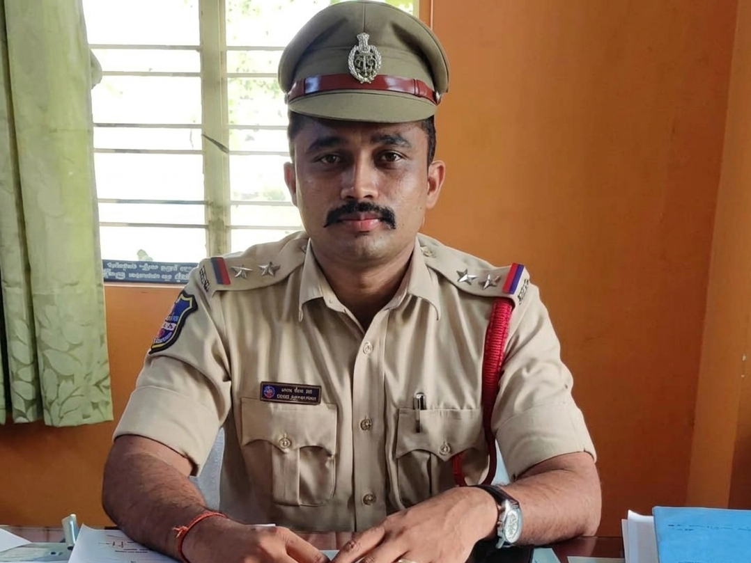 పిల్లలపై ప్రత్యేక శ్రద్ధ వహించాలి: ఎస్సై