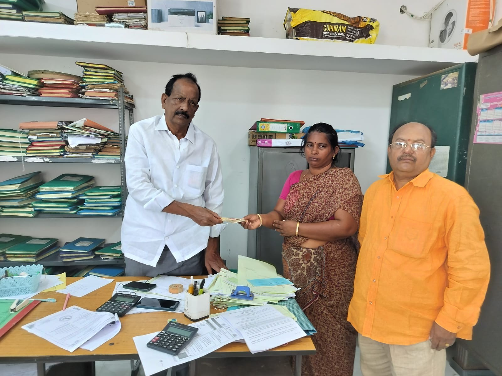 పీఎసీఎస్ సభ్యులకు ఆర్థిక సాయం.!