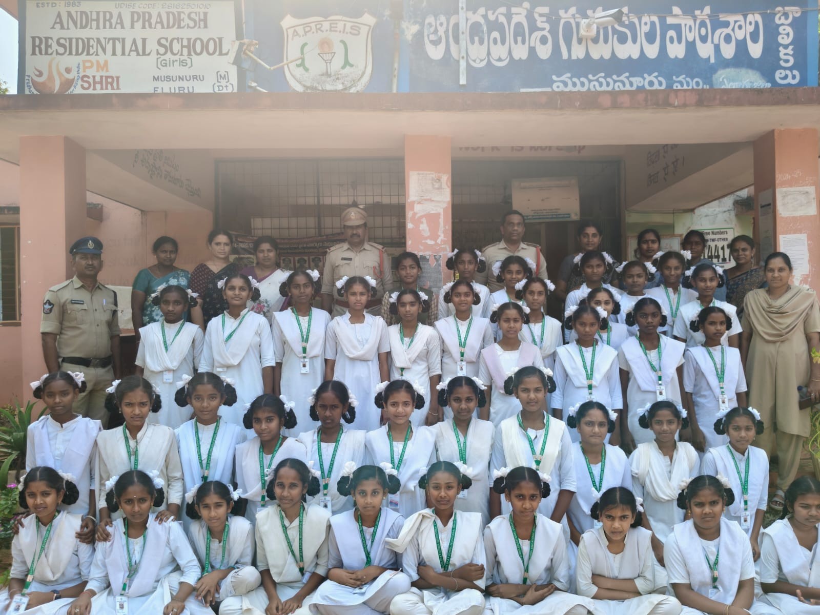 బాలికలకు చట్టాలపై అవగాహన