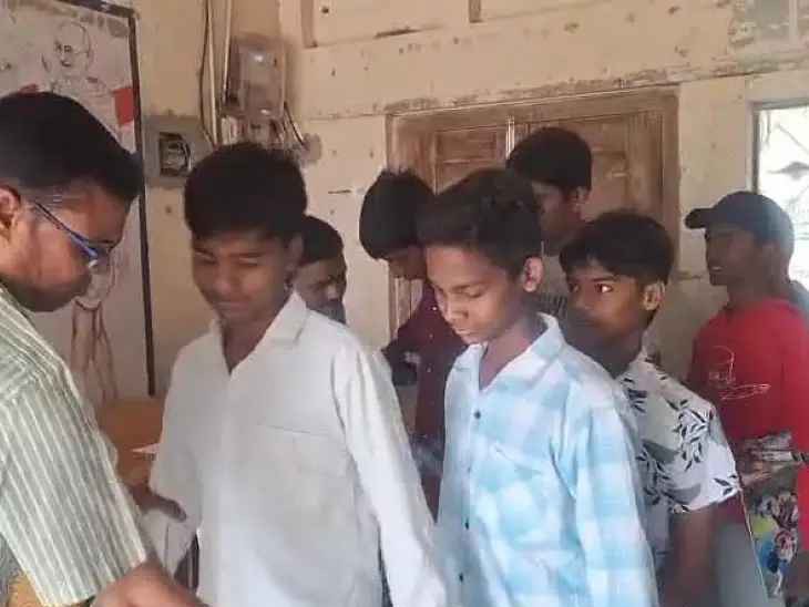 ‘మ్యాథ్స్ పరీక్షకు 11 మంది గైర్హాజరు’