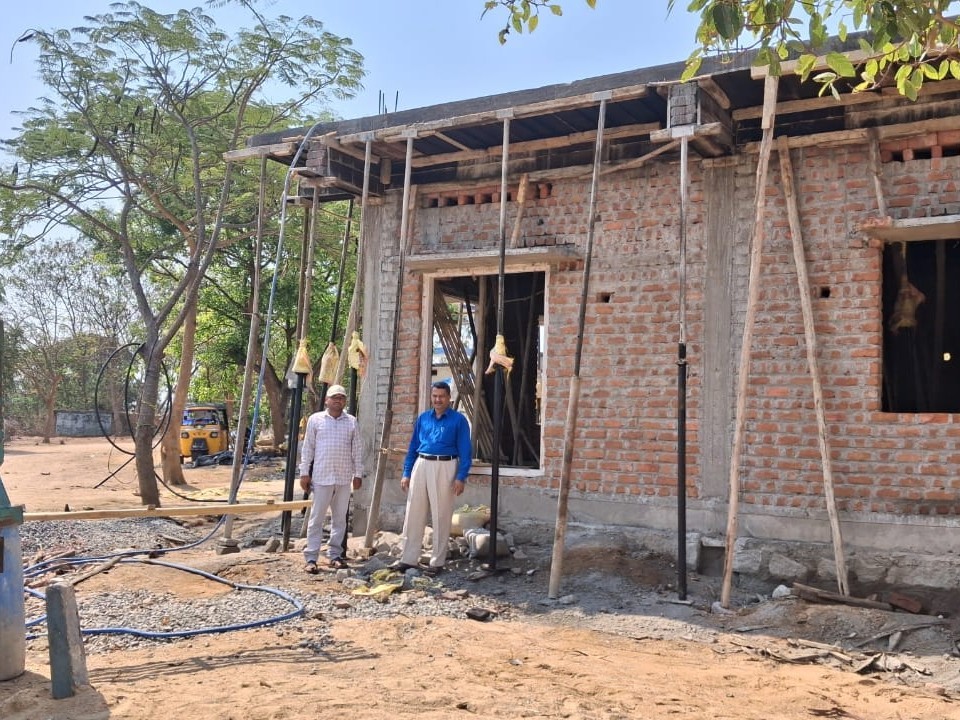 ‘ప్రభుత్వం నిర్దేశించే కొలతల ప్రకారమే నిర్మించాలి’