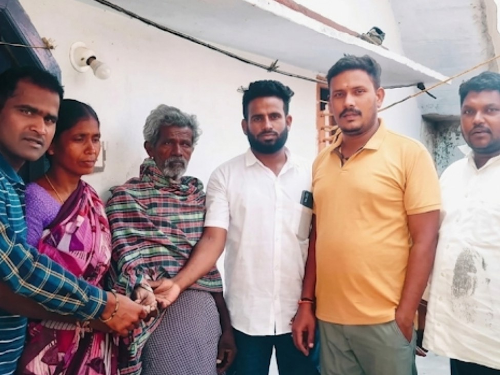 మిత్రుడి కుటుంబానికి అండ