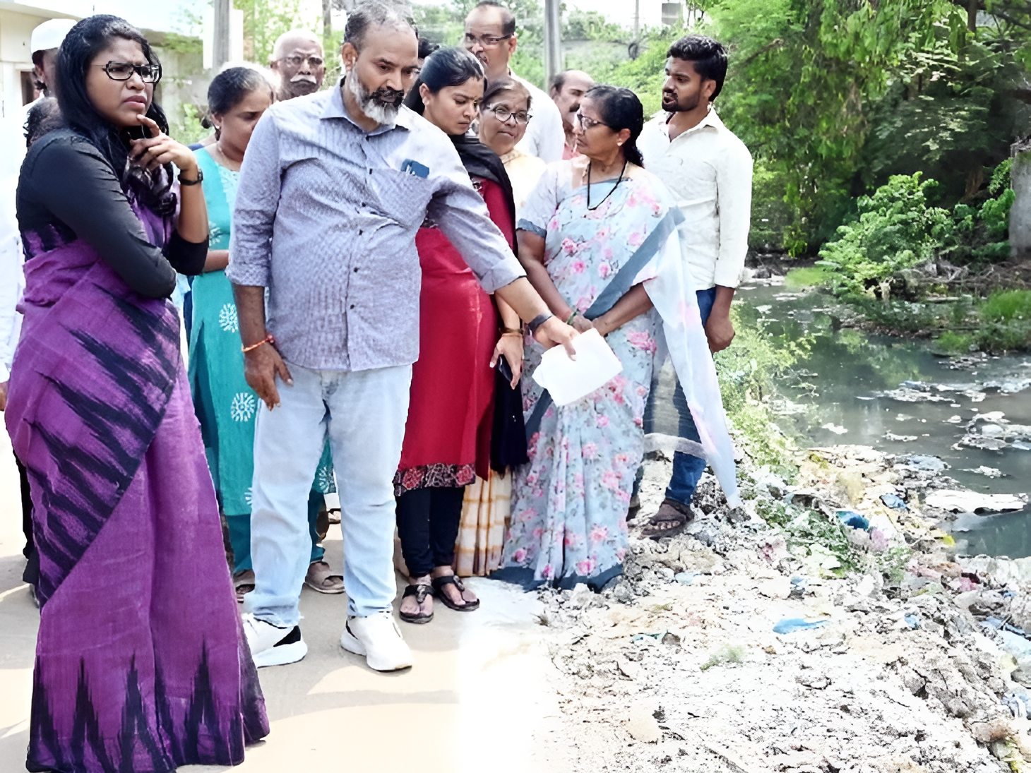 ఏలూరులో పారిశుద్ధ్య లోపాలపై కలెక్టర్ ఆగ్రహం