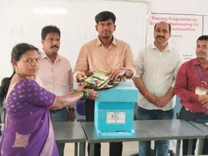 ‘యువత స్వయం ఉపాధి పొంది ఆర్థికంగా ఎదగాలి’