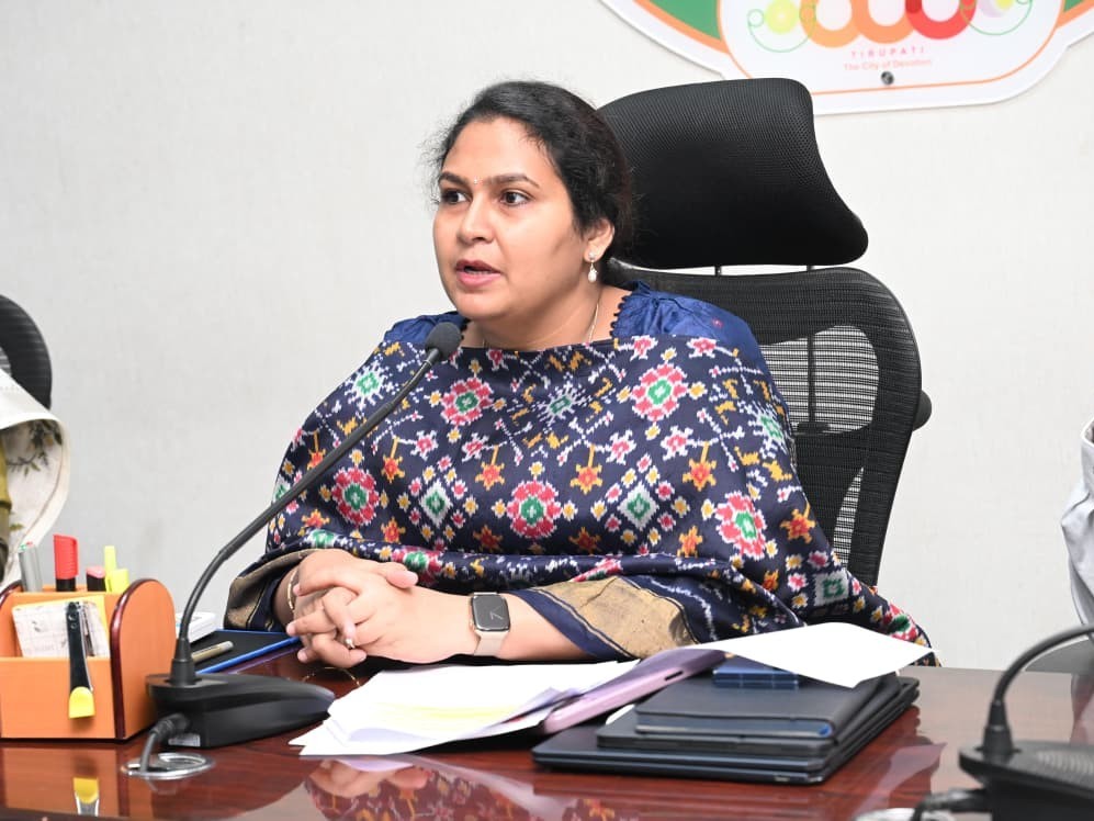 సీఎం పర్యటన నేపథ్యంలో ప్రజా ఫిర్యాదు వేదిక రద్దు