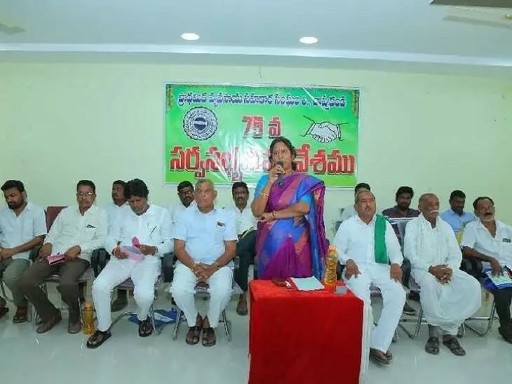 ‘రుణాలు సకాలంలో చెల్లించాలి’