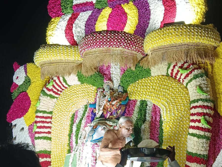 శ్రీ కోదండ రామస్వామికి ఘనంగా గజవాహన సేవ