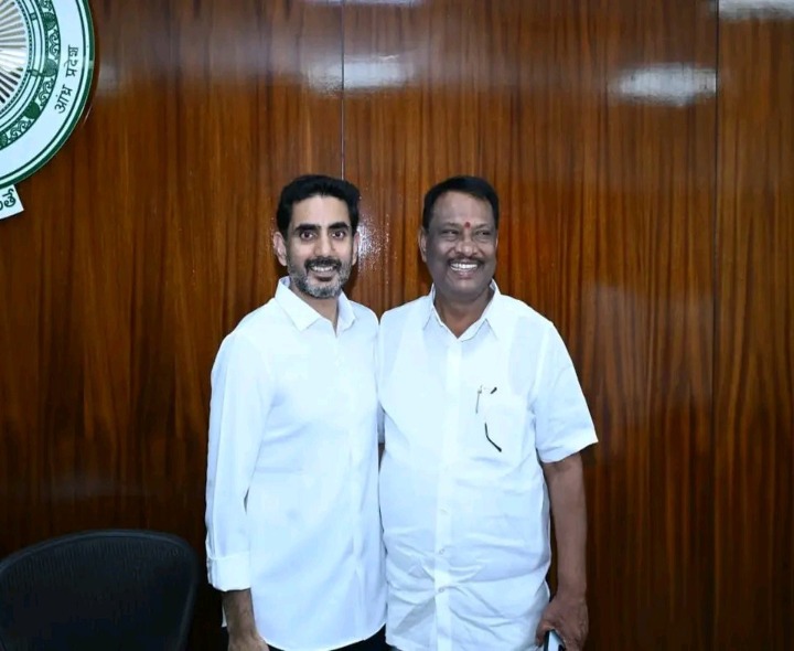 మంత్రి లోకేష్‌తో ఎమ్మెల్యే భేటీ
