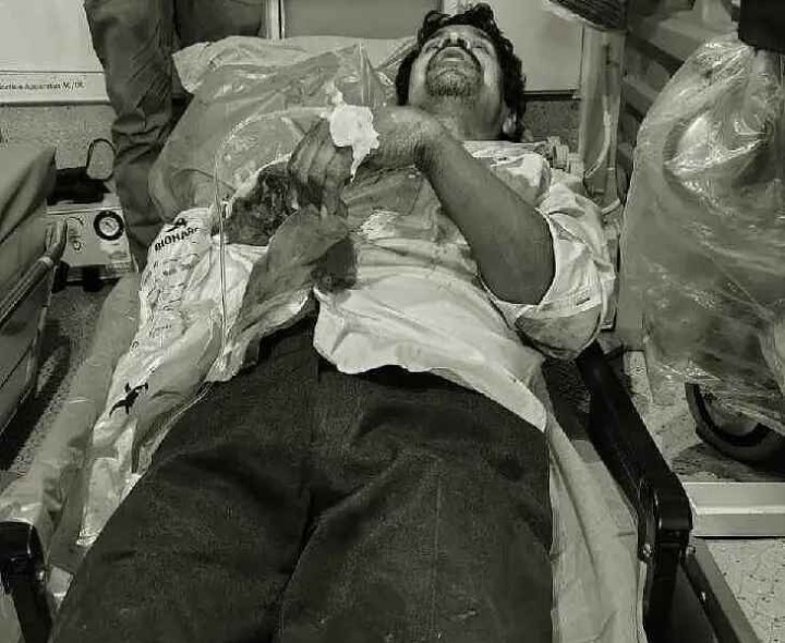 ఆర్టీసీ బస్సు, లారీ ఢీ.. ఒకరికి తీవ్ర గాయాలు