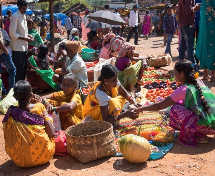 రేపు అరకు సంతబయలు సంత వేలం