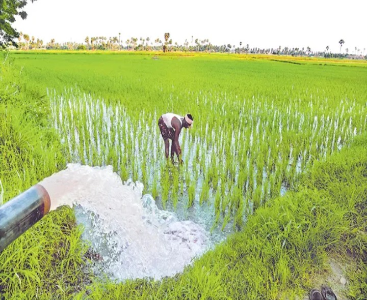 జిల్లాల్లో పడిపోతున్న గ్రౌండ్ లెవెల్స్