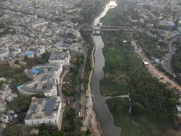 మూసీ డెవలప్‌మెంట్.. అనేక చోట్ల రిటైనింగ్ వాల్స్