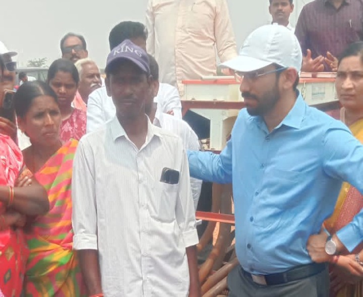 ప్రకృతి వ్యవసాయంతోనే లాభదాయక సాగు: కలెక్టర్