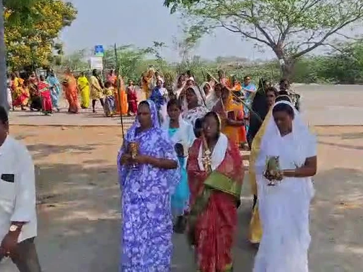 కారంచేడులో భక్తిశ్రద్ధలతో పామ్ సండే వేడుకలు