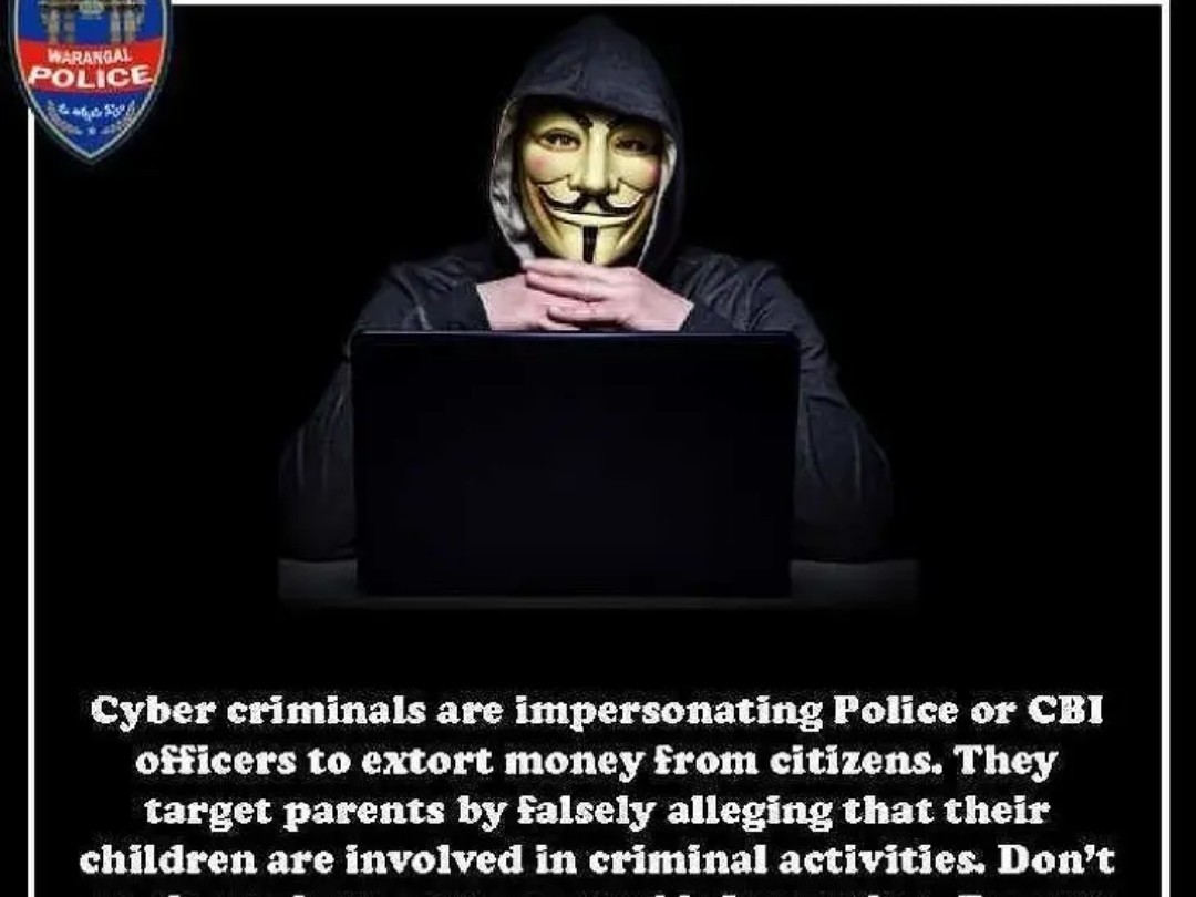 సైబర్ నేరాలతో అప్రమత్తంగా ఉండాలి: వరంగల్ పోలీసులు