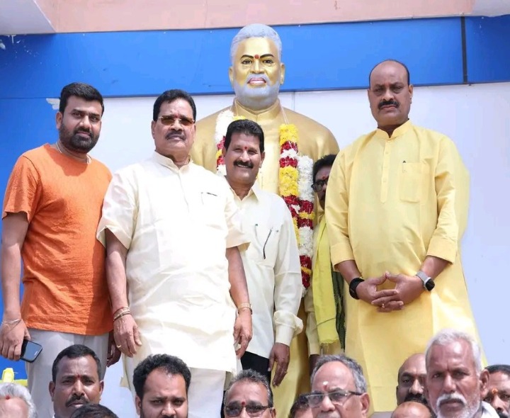 టీడీపీ ఆవిర్భావ వేడుకల్లో పాల్గొన్న మంత్రి