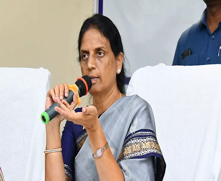 రెండేళ్లవుతున్నా.. ఇంకా కేసీఆర్ గురించేనా?: సబితా