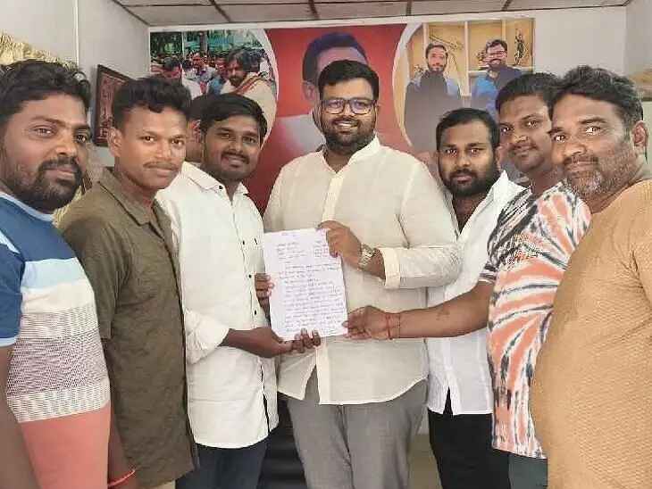 జనసేన కార్యాలయంలో గ్రీవెన్స్ డే