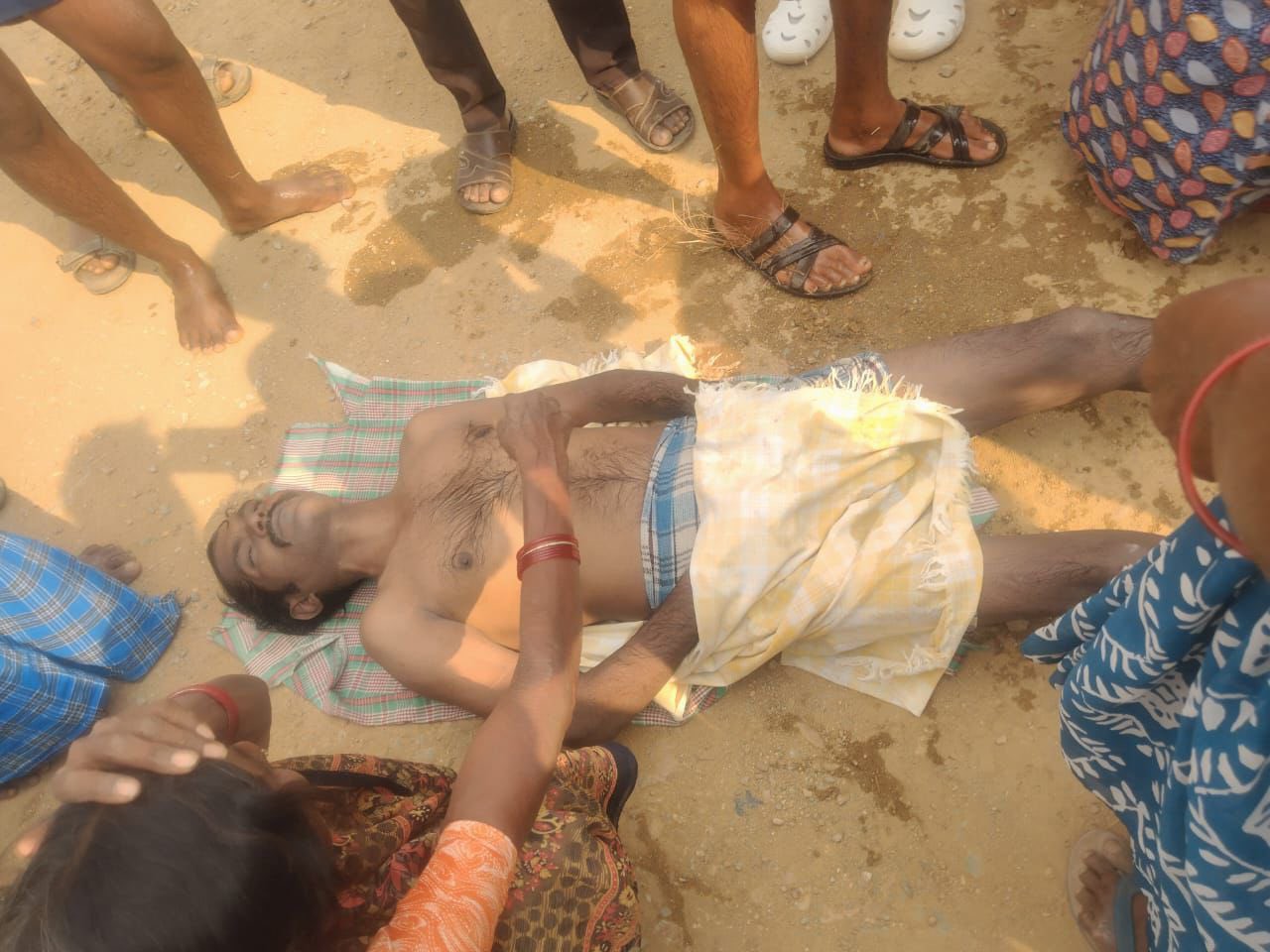 హంద్రీనీవా కాలువలో తండ్రికొడుకుల గల్లంతు