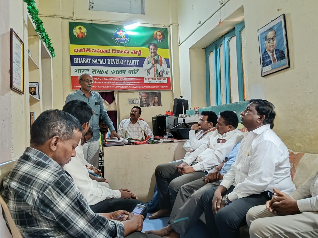 ‘స్థానిక సంస్థల ఎన్నికల్లో పోటీకి సిద్ధం’