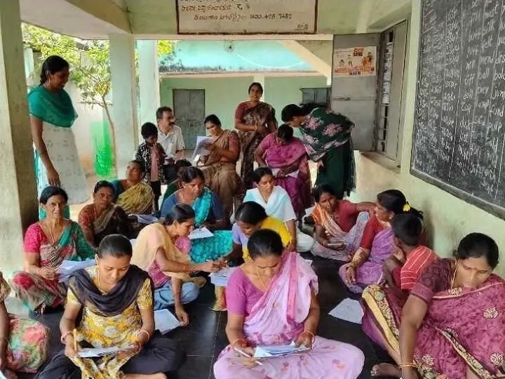 ఇంటింటా చదువు ఊరంతా వెలుగు కార్యక్రమం