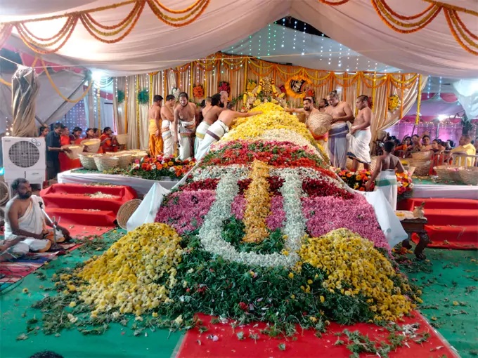 ఒంటిమిట్ట రాములోరి కళ్యాణానికి లడ్డూలు సిద్ధం