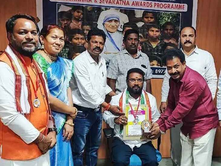 సినీగేయ రచయితకు రాష్ట్రస్థాయి పురస్కారం