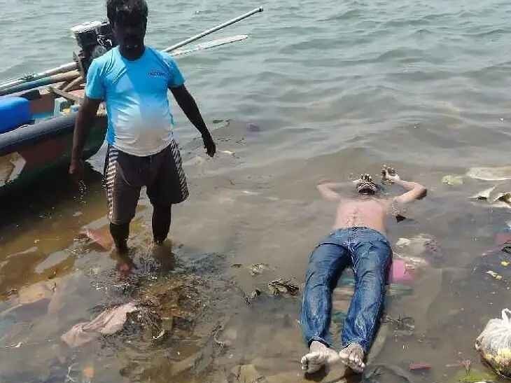 గోదావరిలో దూకి యువకుడు ఆత్మహత్య