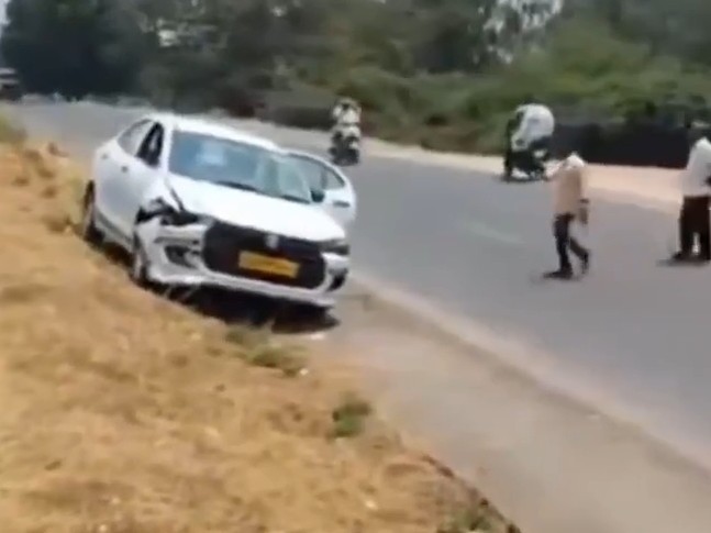 పాణ్యంలో కారు-బైక్ ఢీ.. ఒకరికి గాయాలు