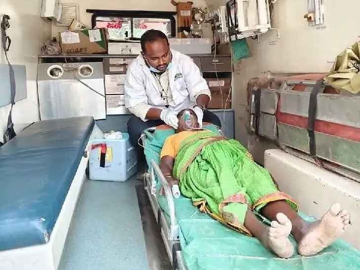 వడదెబ్బకు గురై స్పృహ కోల్పోయిన వృద్దురాలు