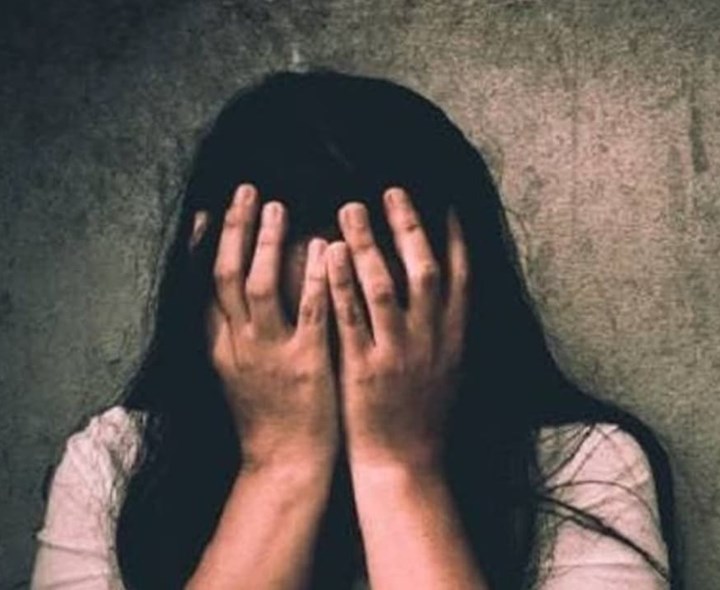 మతిస్థిమితం లేని యువతిపై అత్యాచారం