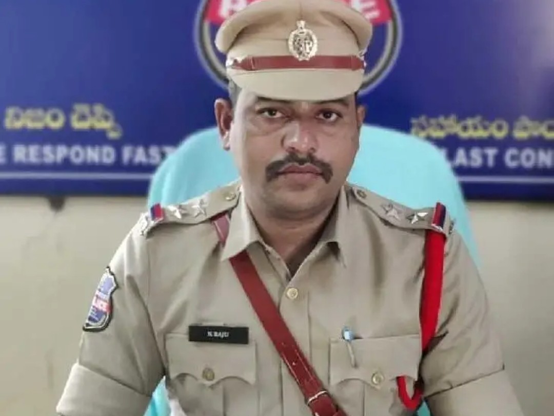 బెట్టింగ్‌కు పాల్పడితే కఠిన చర్యలు: ఎస్సై