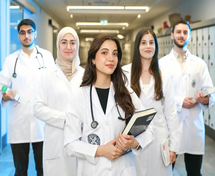 రాష్ట్రానికి రానున్న విదేశీ వైద్య బృందం