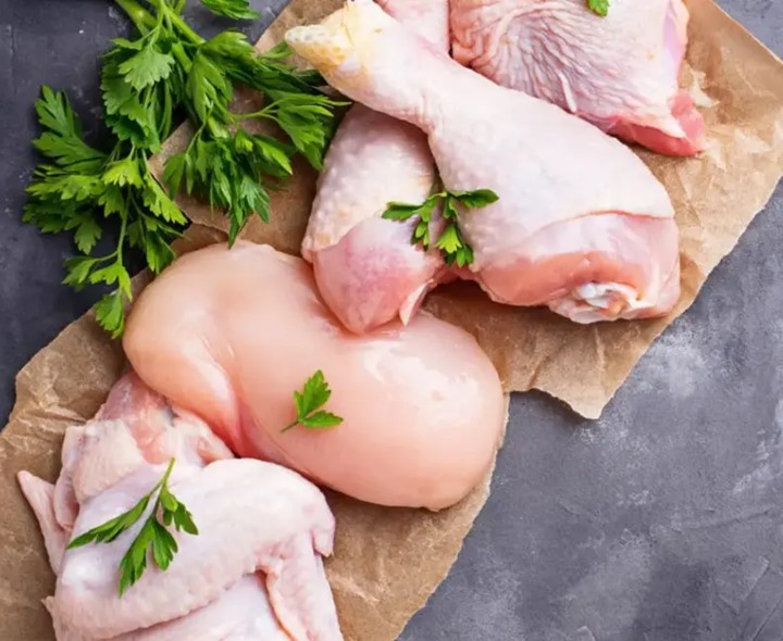 భారీగా తగ్గిన చికెన్ ధరలు