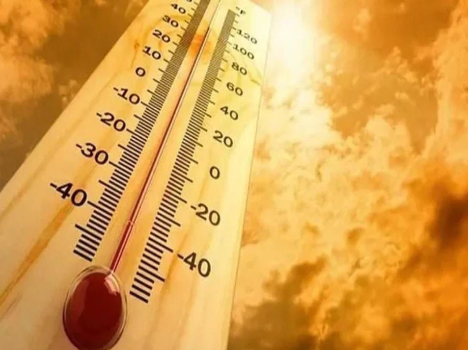 దంచికొడుతున్న ఎండలు.. పలు జిల్లాలకు ఆరెంజ్ అలర్ట్