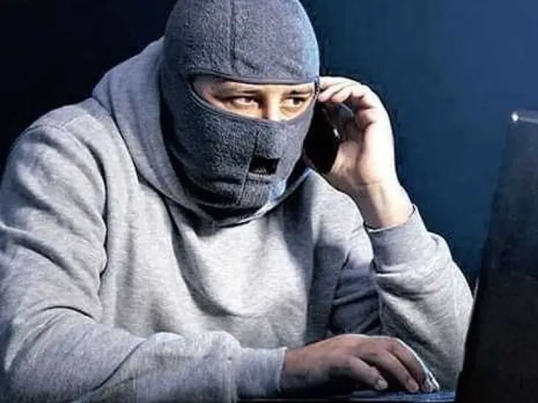 ప్రజలను వేధిస్తున్న సైబర్ కాల్స్