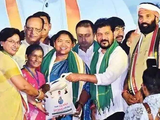 సన్నబియ్యం పంపిణీ పథకానికి ఏడాది పూర్తి