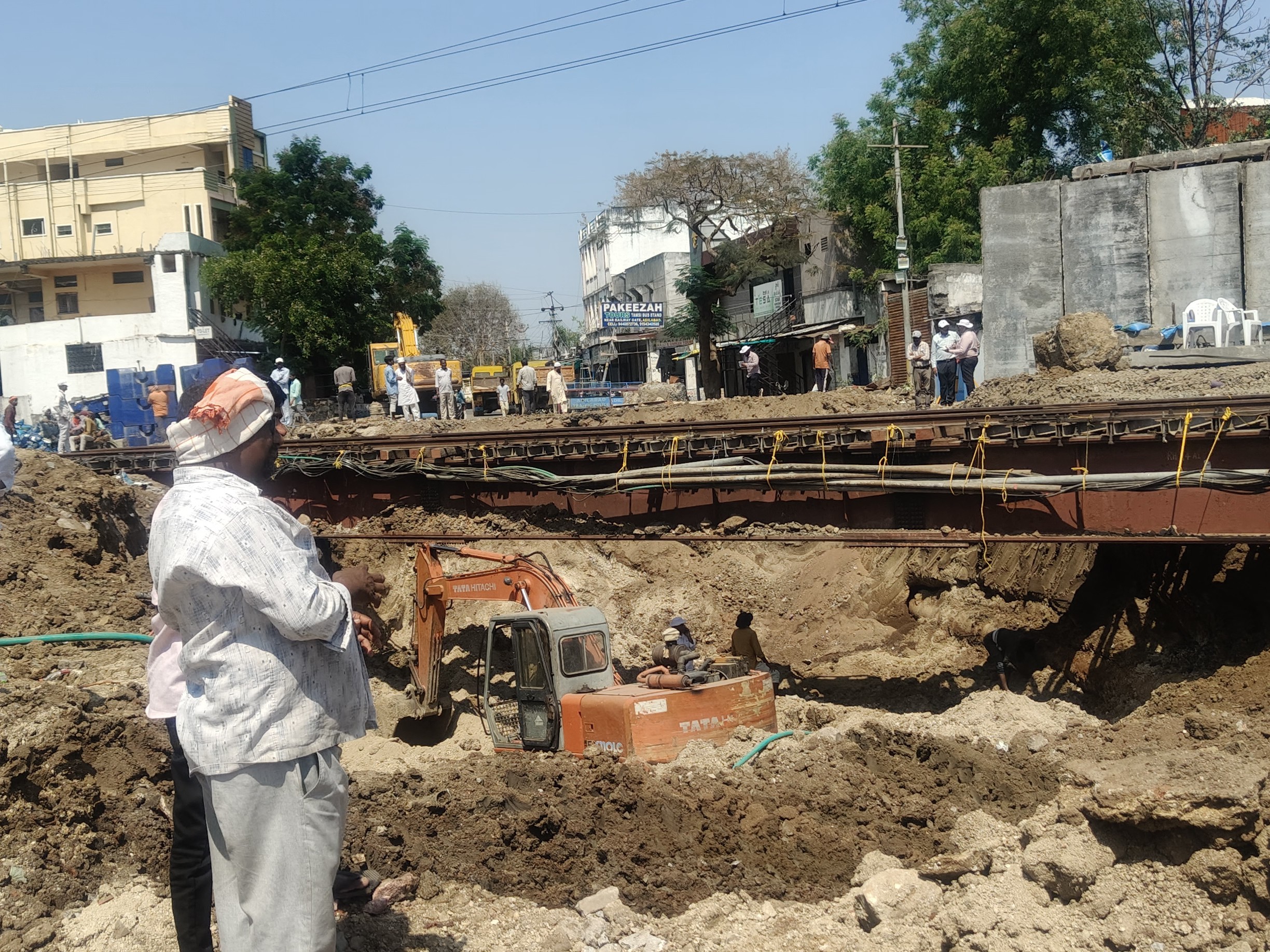 కొనసాగుతున్న పనులు.. తీరనున్న సమస్యలు