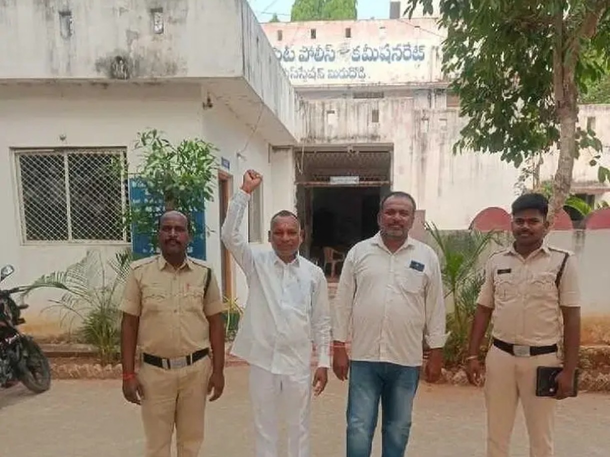 రాత్రికి రాత్రే అరెస్టులా?: లింగం