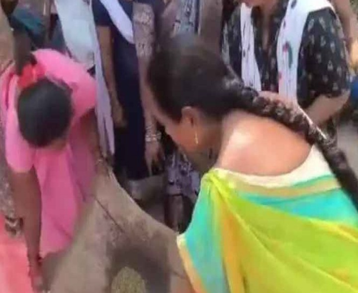 విత్తన శుద్ధిపై రైతులకు అవగాహన కార్యక్రమం