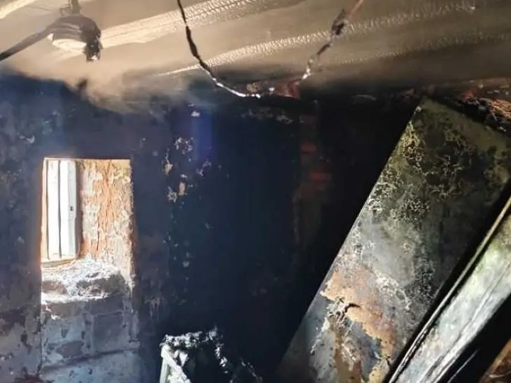 భారీ అగ్ని  ప్రమాదం.. దగ్ధమైన ఇల్లు