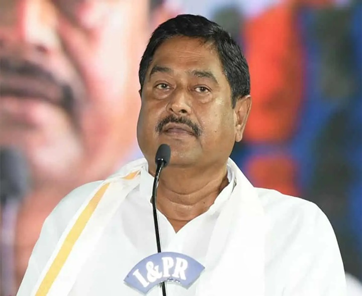 టీడీపీ పాలనలో అభివృద్ధి శూన్యం: ధర్మాన