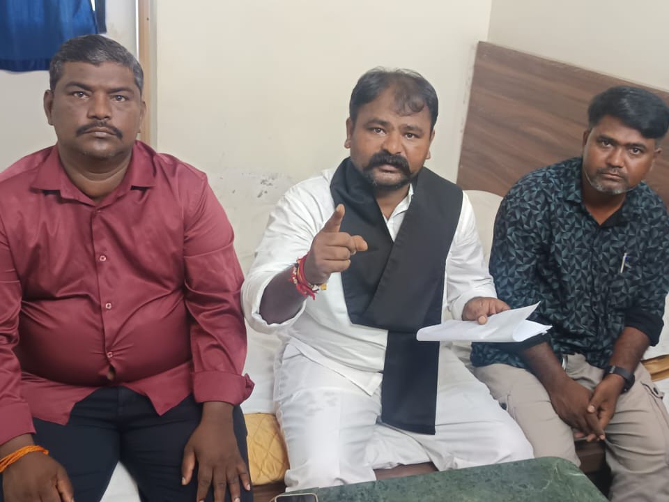 కౌశిక్ రెడ్డిపై చర్యలు తీసుకోవాలి: MRPS