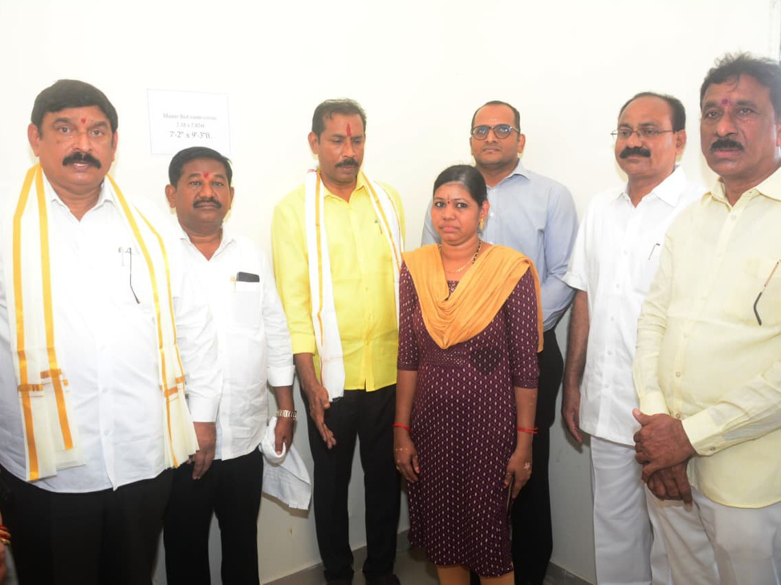 టిడ్కో ఇళ్ల పట్టాలు అందజేత