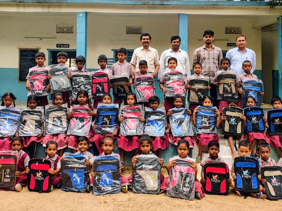 ‘క్రమశిక్షణతో కష్టపడి చదవాలి’