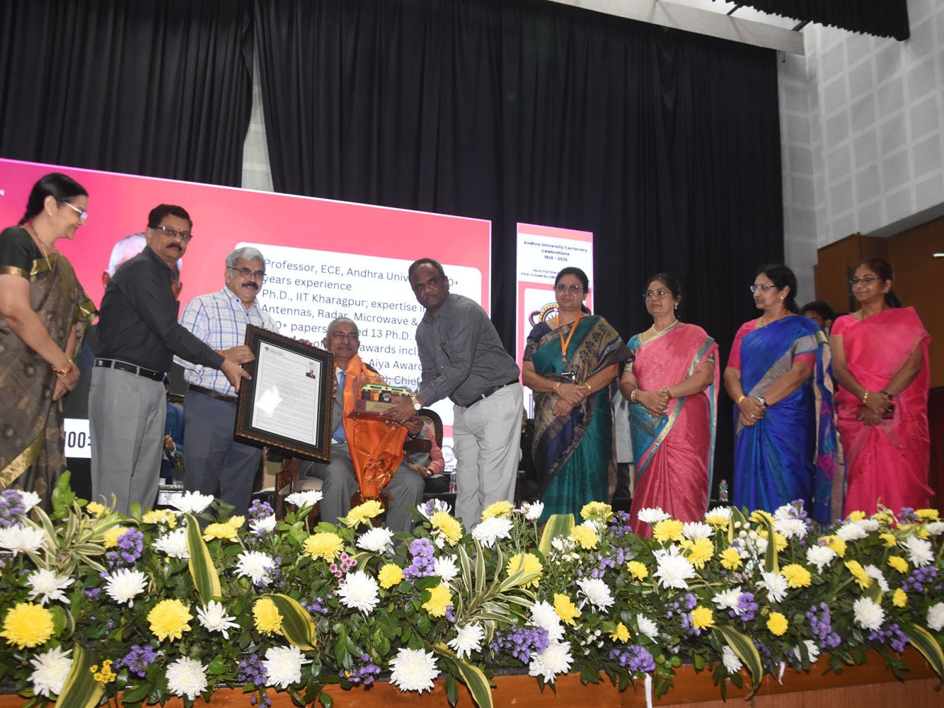 ఏయూ శతాబ్ది వేడుకల్లో వీసీల ప్యానెల్ చర్చలు