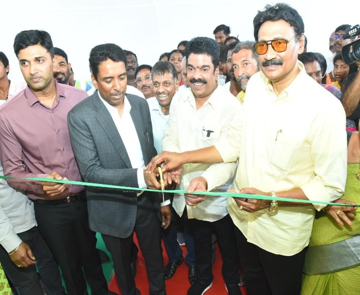 జక్కంపూడిలో లబ్ధిదారులకు టిట్కో ఇళ్ళ పంపిణీ