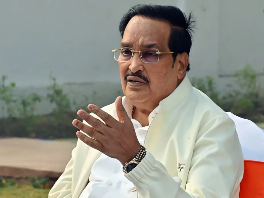 కాళేశ్వరంతో రూ.లక్ష కోట్ల ప్రజాధనం వృథా: కేంద్రం