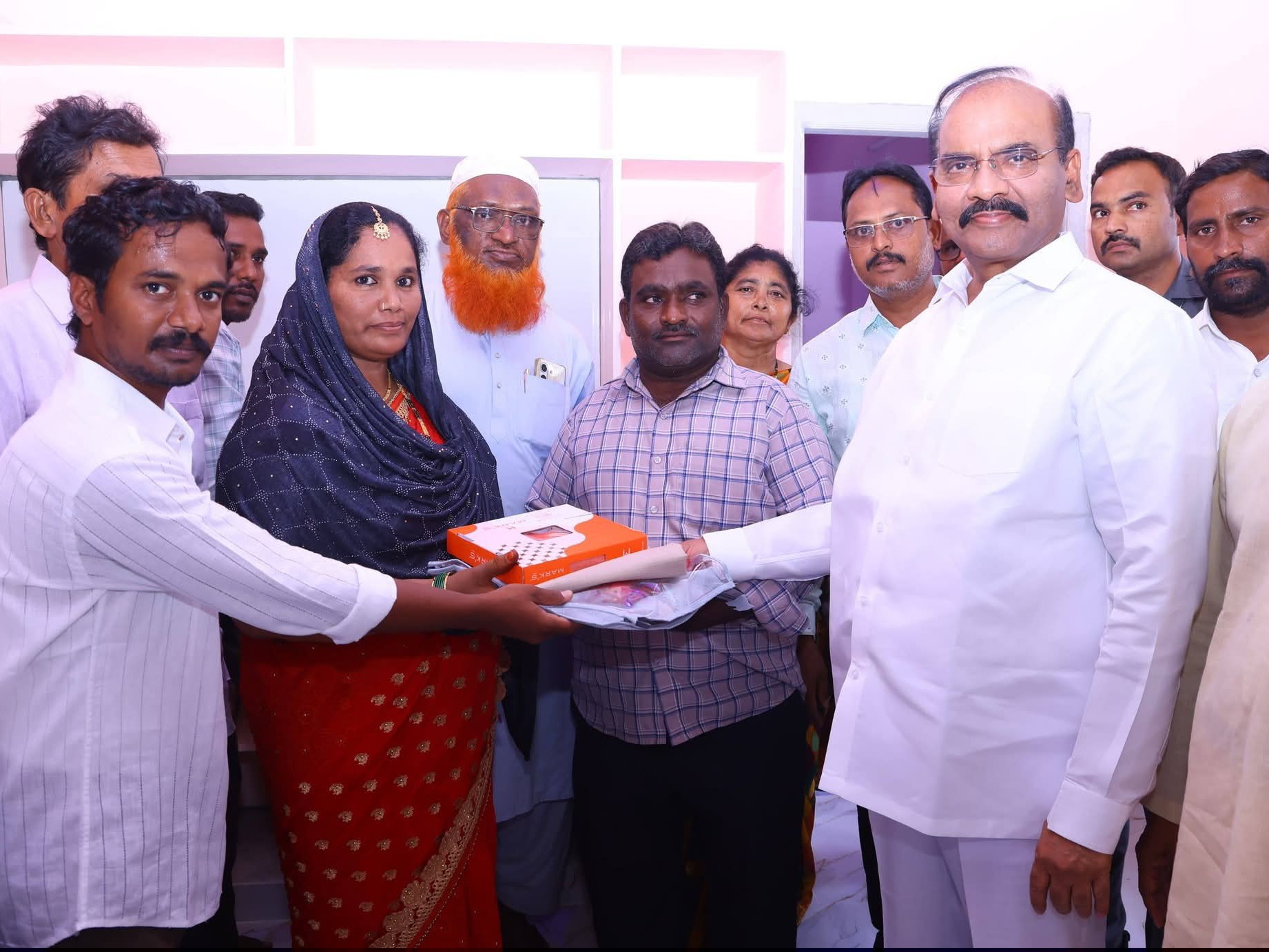 లక్షలాది పేదల సొంతింటి కల సాకారం: ఎమ్మెల్యే